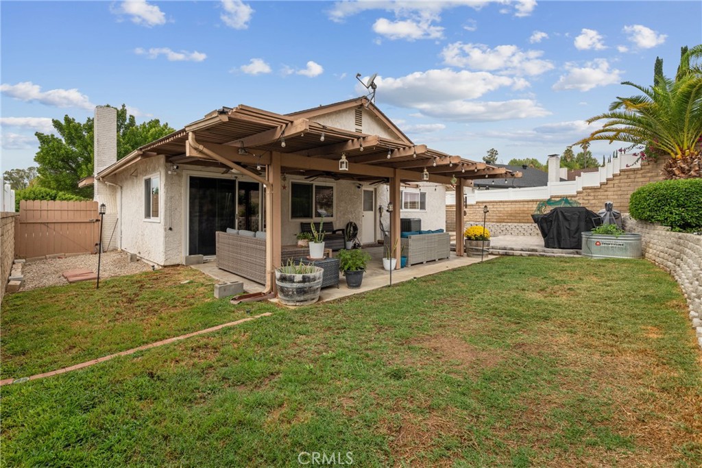 20755 Benz Road Saugus, CA 91350 - Photo 21 of 34 Gallery Image 21