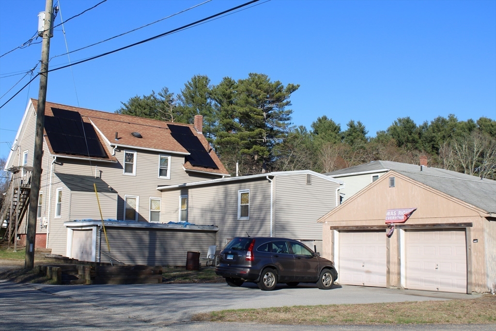25 Quinebaug Road Dudley, MA 01571 - Photo 3 of 37