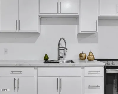 $6,500 | 1086 Hollygrove Lane, Altadena, CA 91001