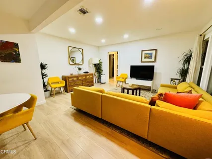 $6,500 | 1086 Hollygrove Lane, Altadena, CA 91001