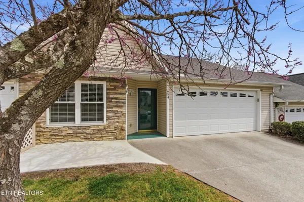 $249,900 | 1654 Wood Song Lane, Knoxville, TN 37914