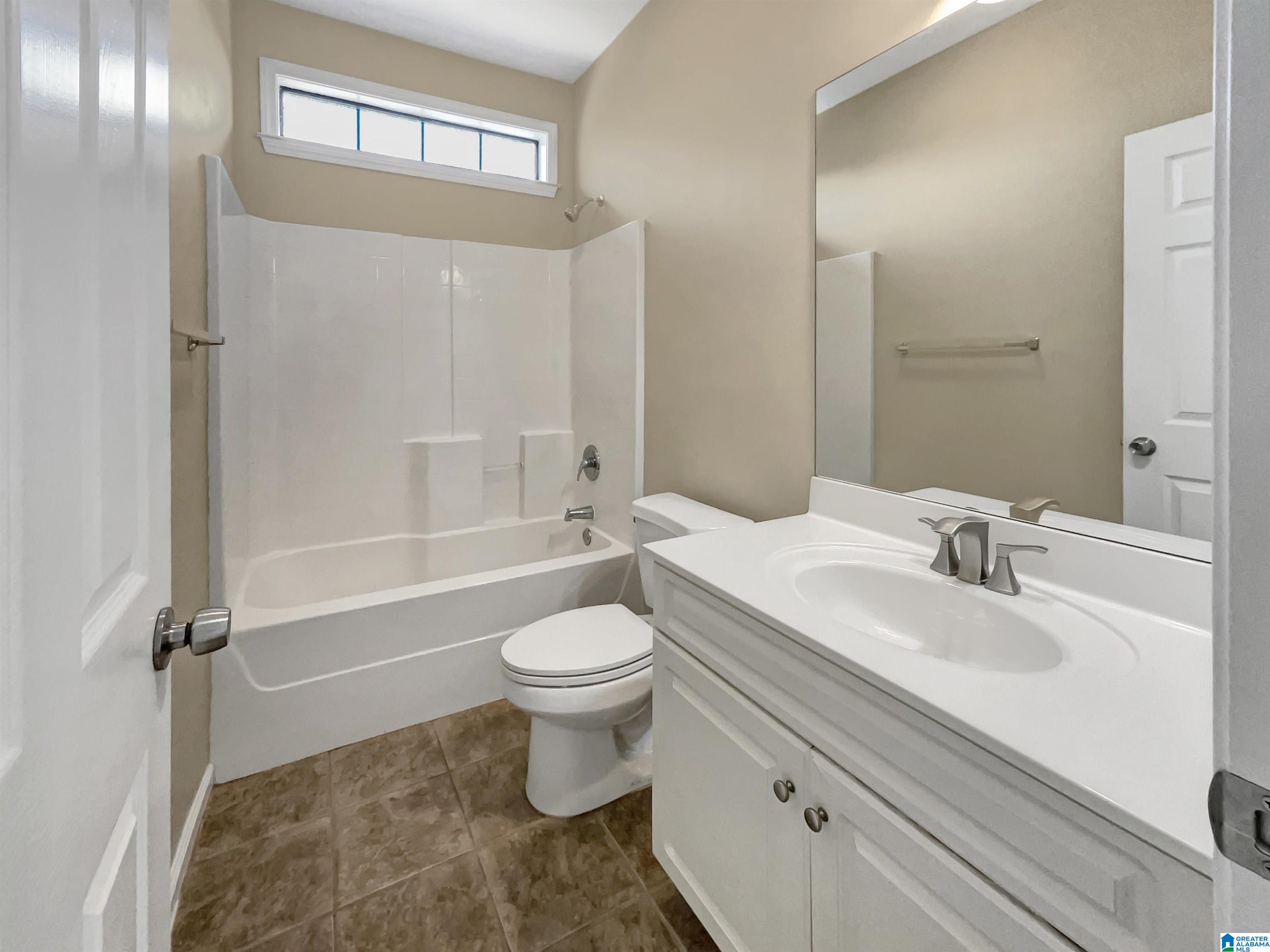 164 Chinaberry Lane Alabaster, AL 35114 - Photo 15 of 24