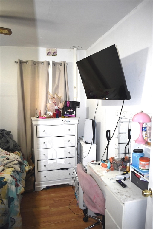 50-52 Balis Street Springfield, MA 01109 - Photo 22 of 42