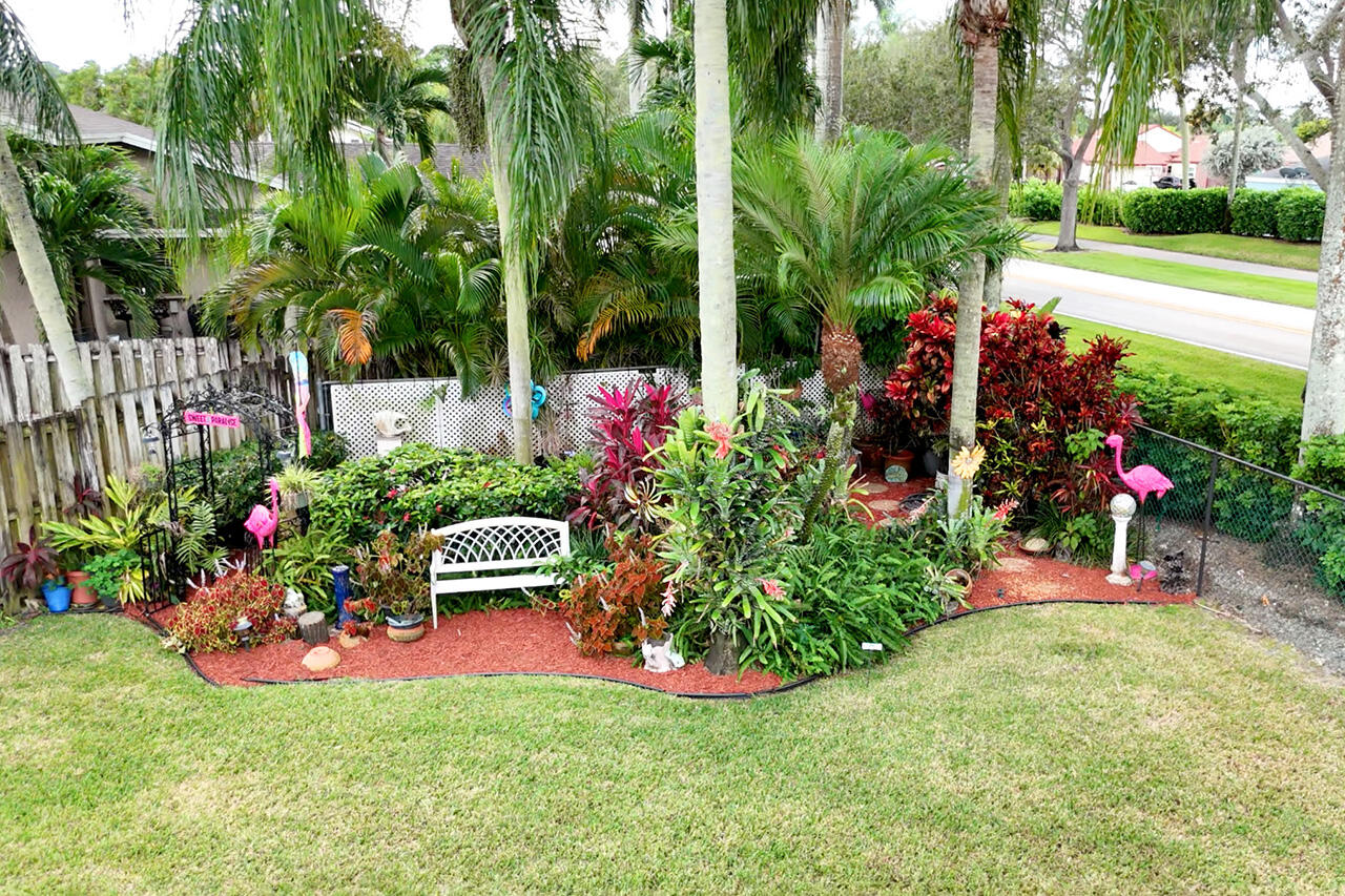 21535 Woodchuck Court Boca Raton, FL 33428 - Photo 6 of 39 3E7673F3-13E1-4E13-966E-DDF5D6E67F87