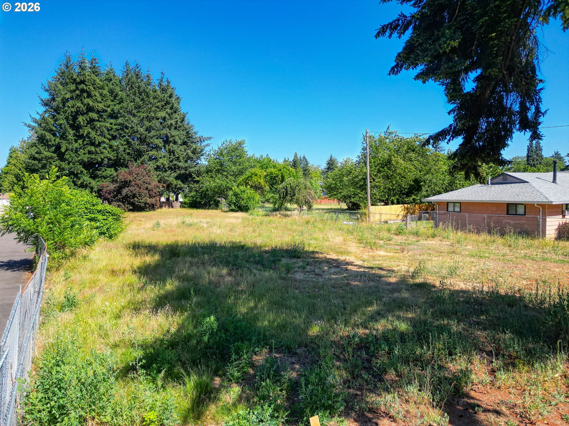 2093 West Irwin Way Eugene, OR 97402 - Photo 5 of 16