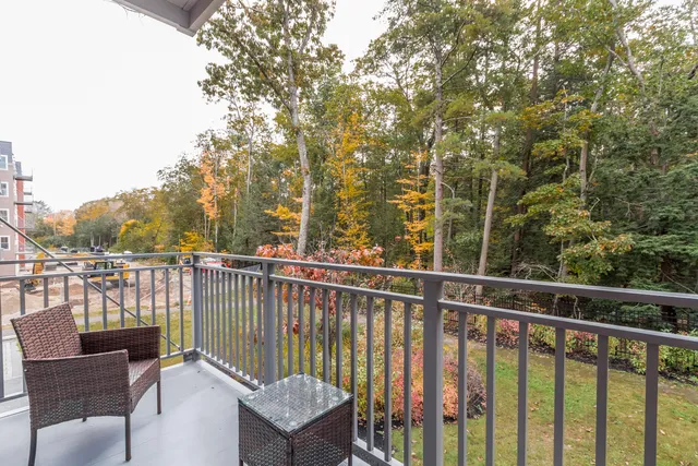 $841,977 | 75 McAuley Way, Unit 405, Portland, ME 04103