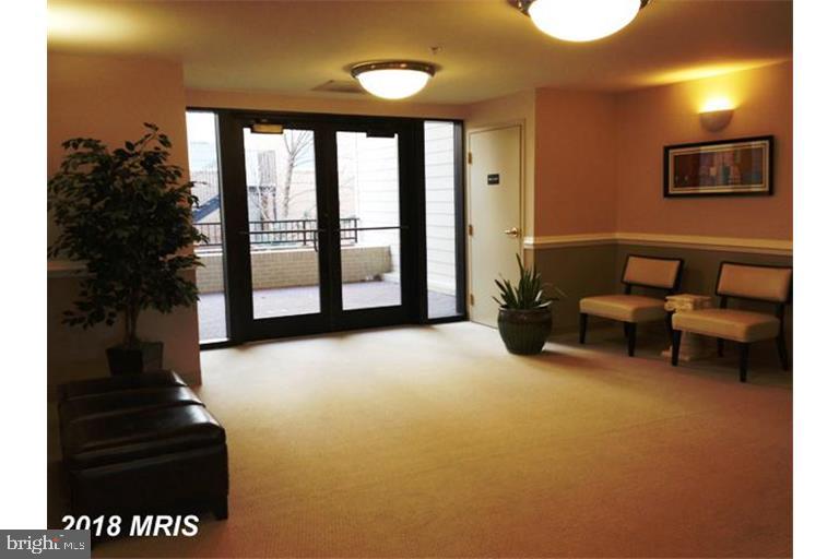 2729 Gallows Road, Unit 203 Vienna, VA 22180 - Photo 15 of 18