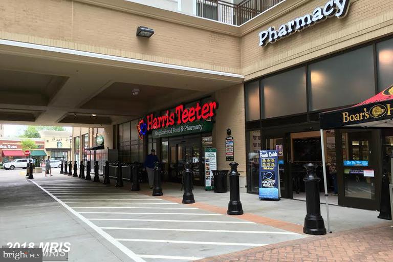 2729 Gallows Road, Unit 203 Vienna, VA 22180 - Photo 17 of 18