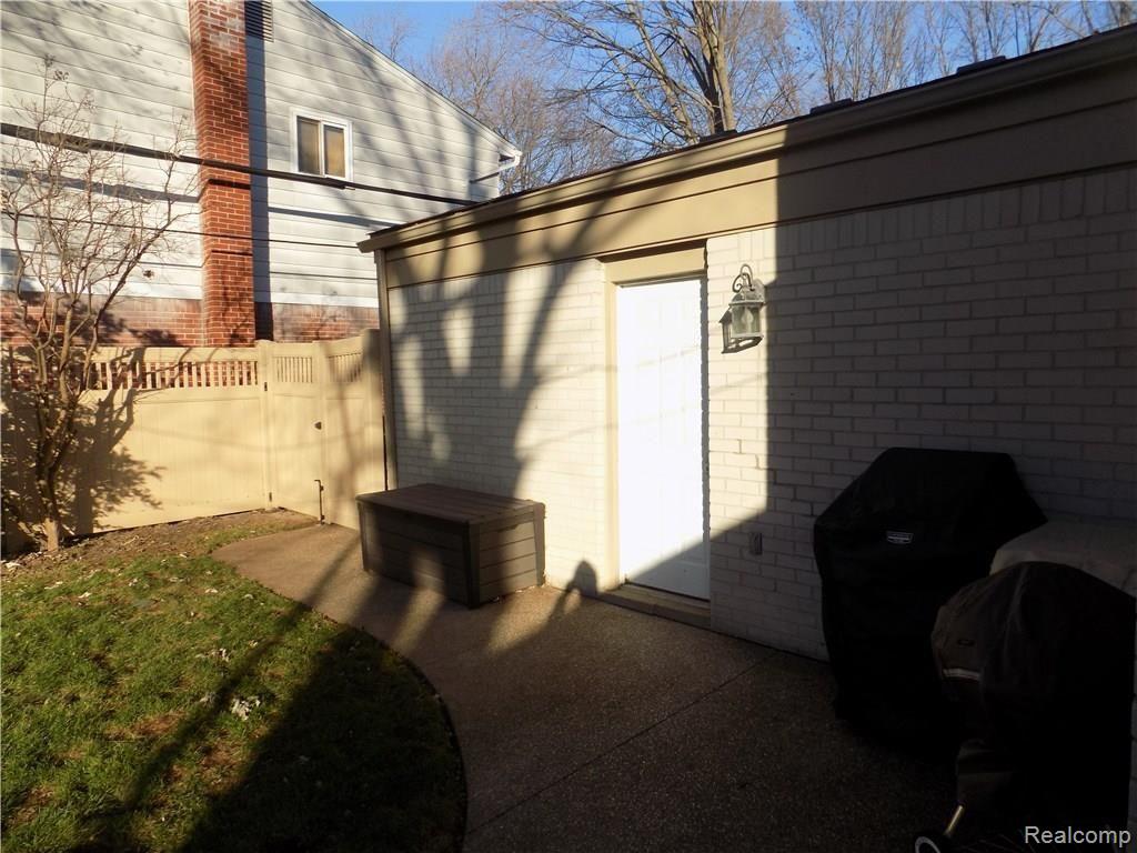 32463 Woody Road Fraser, MI 48026 - Photo 15 of 61 DSCN6807.JPG