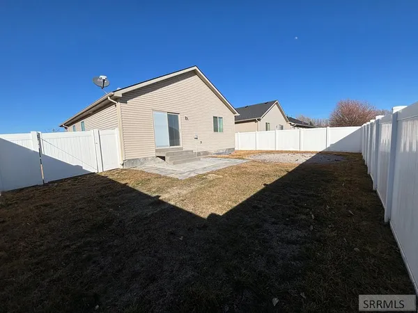 $390,000 | 4942 Remember Drive, Ammon, ID 83406
