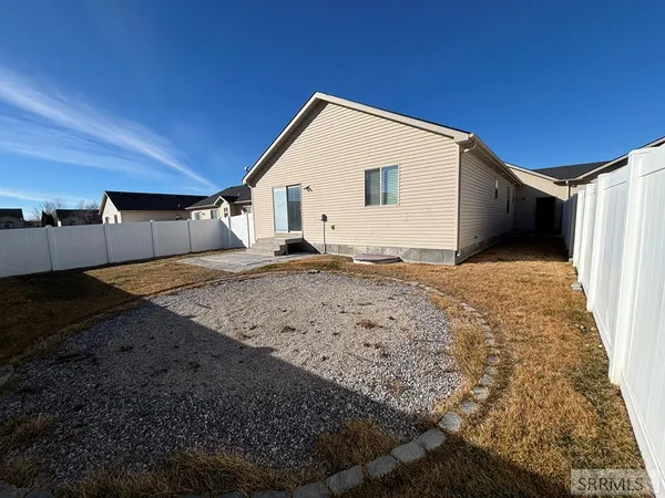 $390,000 | 4942 Remember Drive, Ammon, ID 83406