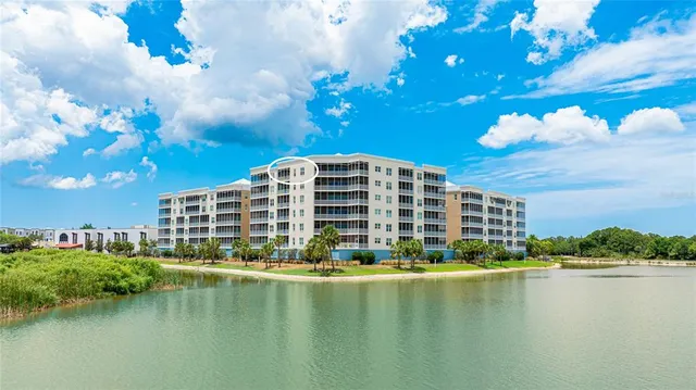 $700,000 | 10520 Boardwalk Loop, Unit 704, Lakewood Ranch, FL 34202