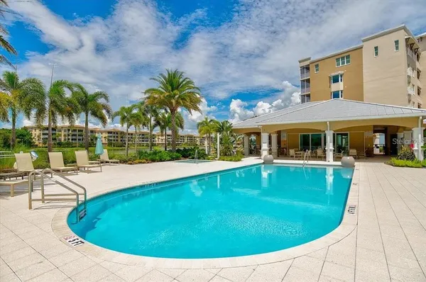 $700,000 | 10520 Boardwalk Loop, Unit 704, Lakewood Ranch, FL 34202
