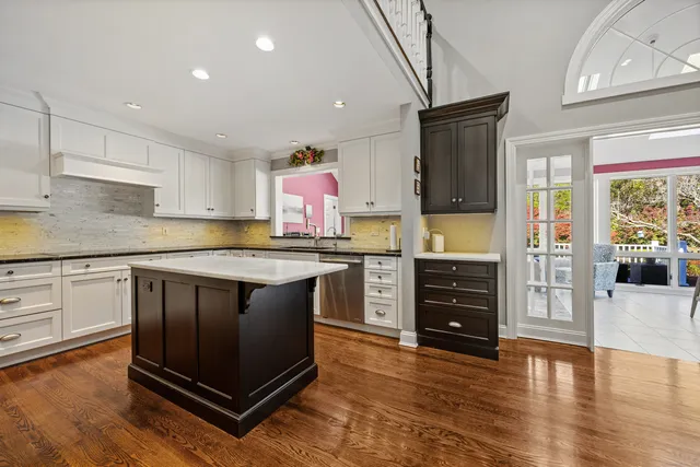 $949,900 | 324 South Meriden Road, Cheshire, CT 06410