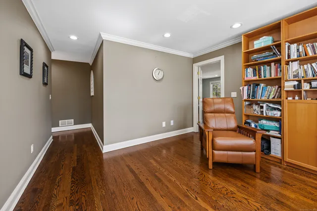 $949,900 | 324 South Meriden Road, Cheshire, CT 06410