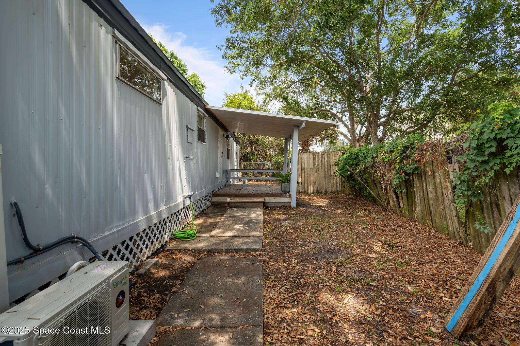 2593 Amberly Road Northeast Palm Bay, FL 32905 - Photo 23 of 28 14-web-or-mls-DSC06231