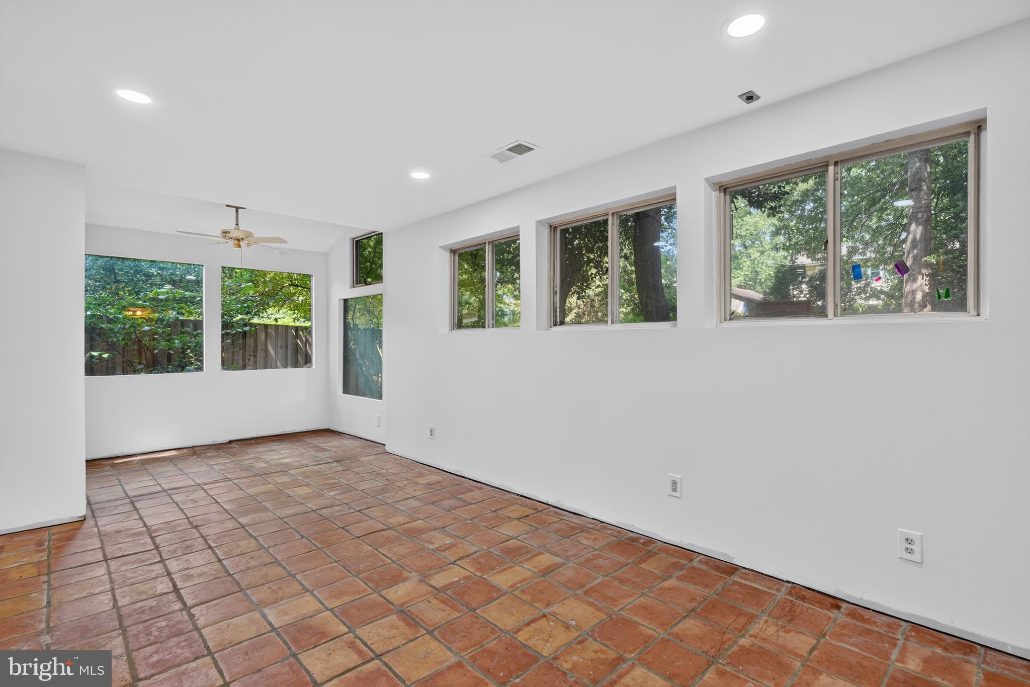 6018 Ridge View Drive Alexandria, VA 22310 - Photo 21 of 36 Gallery Image 21