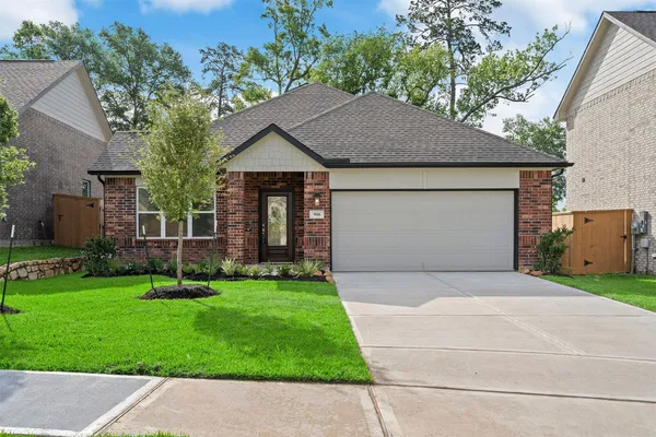 $310,000 | 906 Golden Willow Lane, Conroe, TX 77304