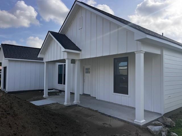 414 Spruce Street Norco, LA 70079 - Photo 3 of 11