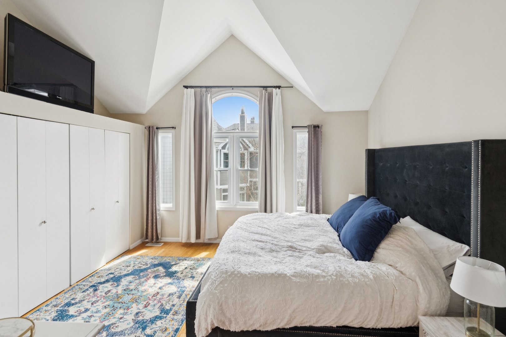 3315 North Racine Avenue, Unit D Chicago, IL 60657 - Photo 14 of 40