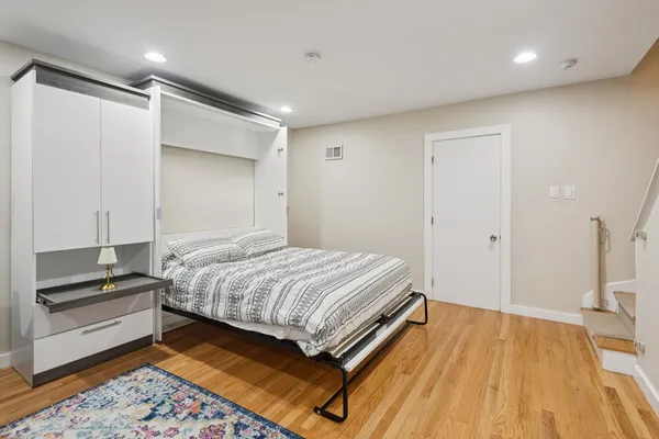 $720,000 | 3315 North Racine Avenue, Unit D, Chicago, IL 60657
