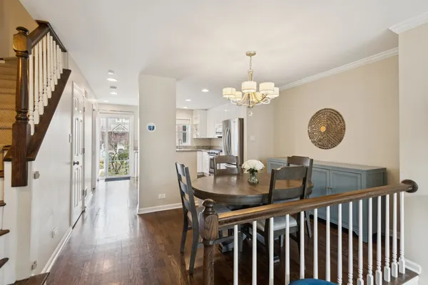 $720,000 | 3315 North Racine Avenue, Unit D, Chicago, IL 60657