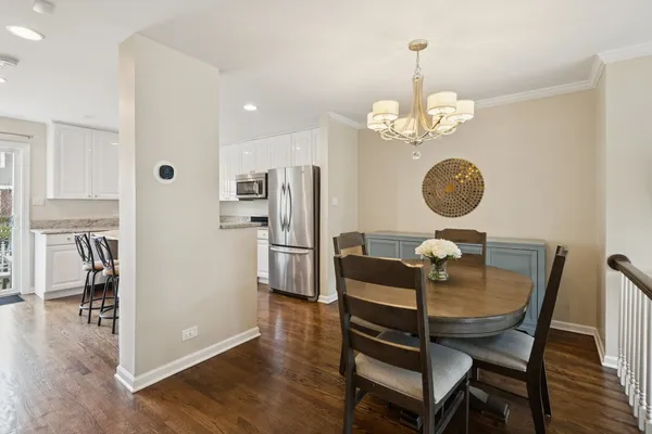 $720,000 | 3315 North Racine Avenue, Unit D, Chicago, IL 60657