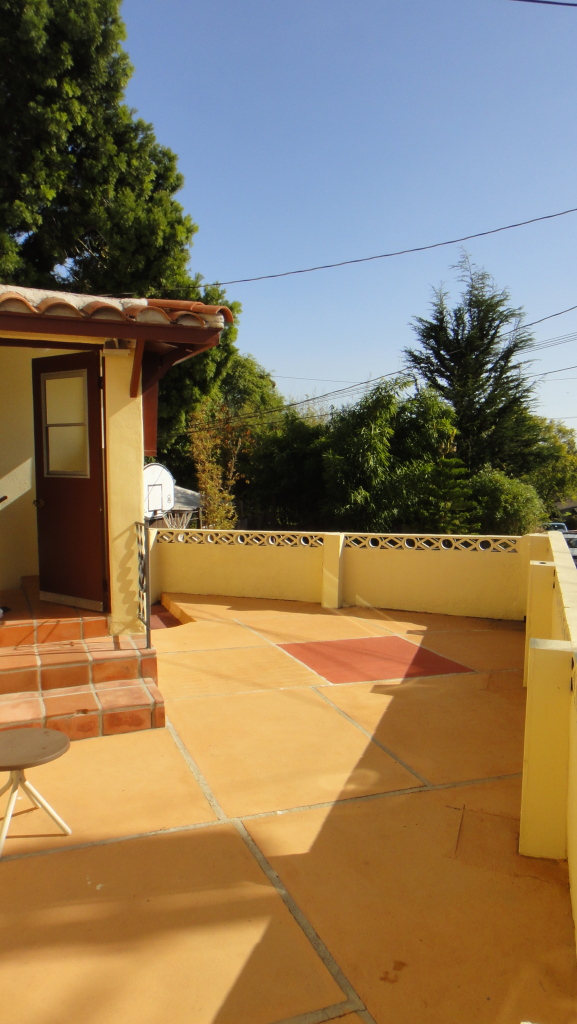 948 East Carrillo Road Santa Barbara, CA 93103 - Photo 11 of 11 Patio