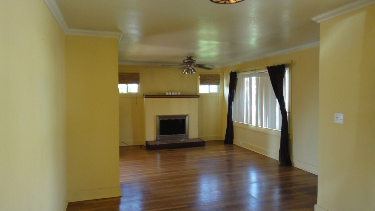 948 East Carrillo Road Santa Barbara, CA 93103 - Photo 4 of 11 Living Room w/ Fireplace
