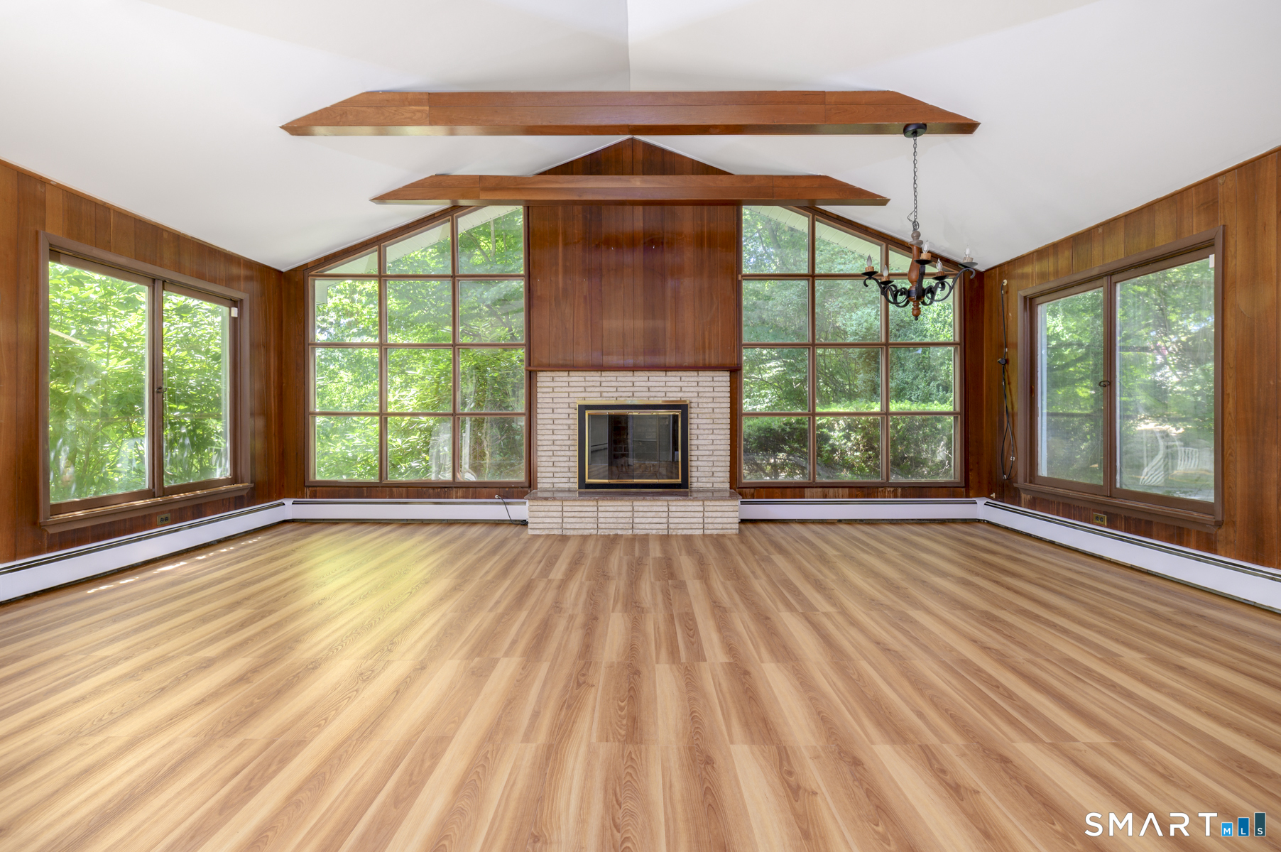 9 Pocono Road Norwalk, CT 06851 - Photo 13 of 40