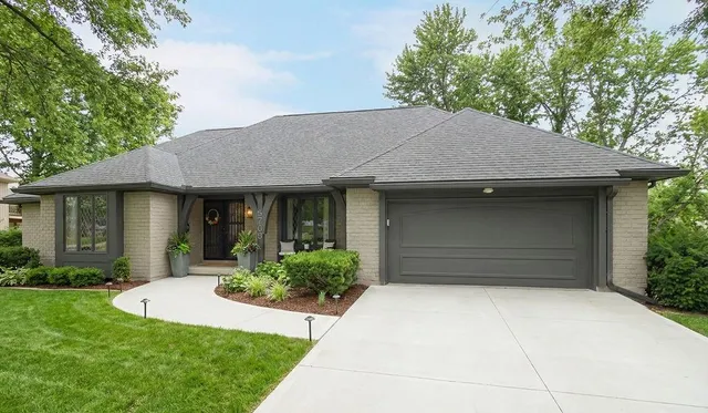 $330,000 | 5768 Cottage Avenue, Kansas City, MO 64133