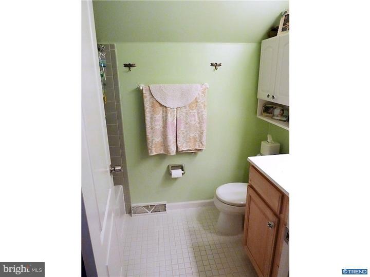 37 Ross Road Wilmington, DE 19810 - Photo 17 of 25 Gallery Image 17