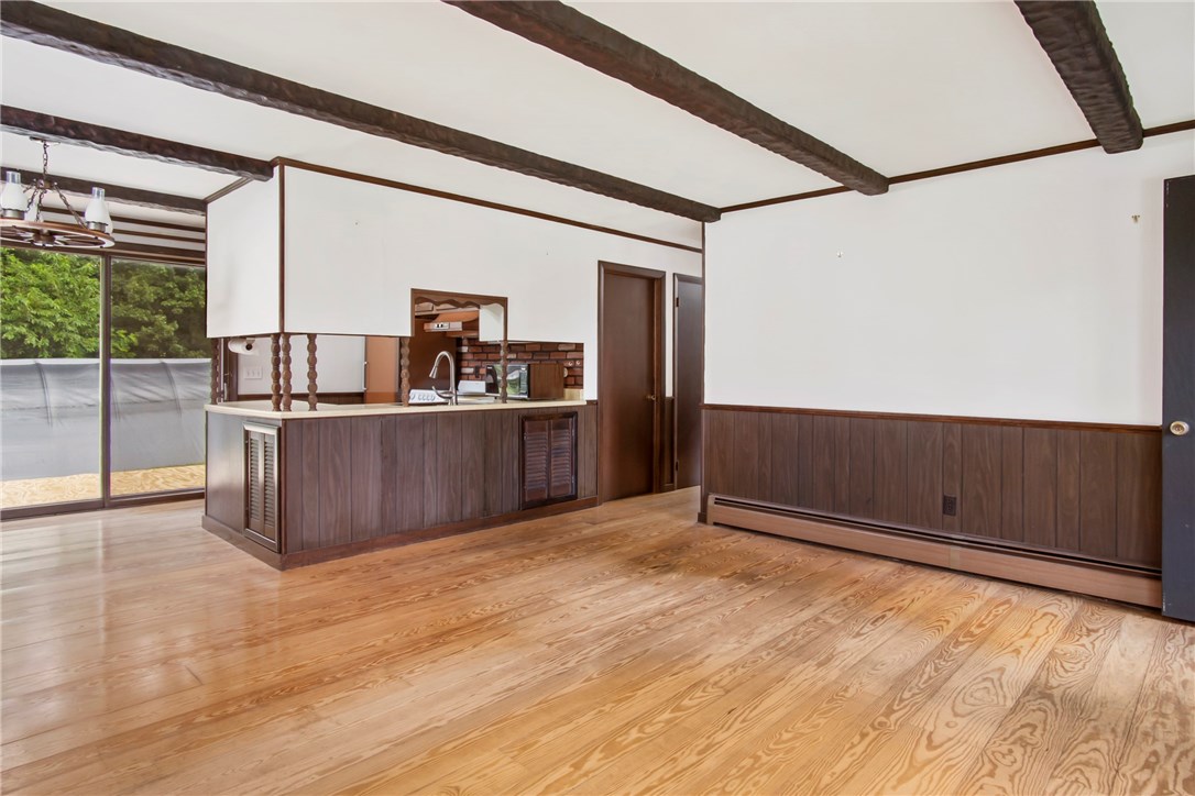 2 Riptide Street Jamestown, RI 02835 - Photo 5 of 20 Gallery Image 5