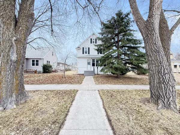 $89,900 | 712 3rd Avenue, Madison, MN 56256