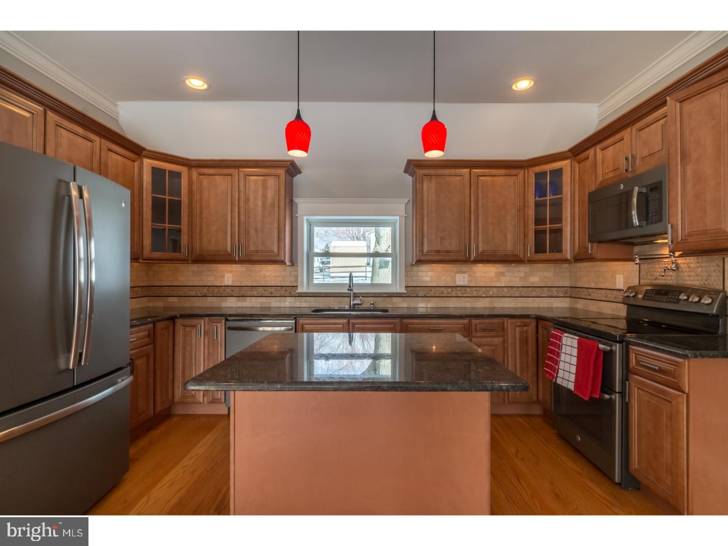 575 West Cherry Road Quakertown, PA 18951 - Photo 8 of 21 Kitchen