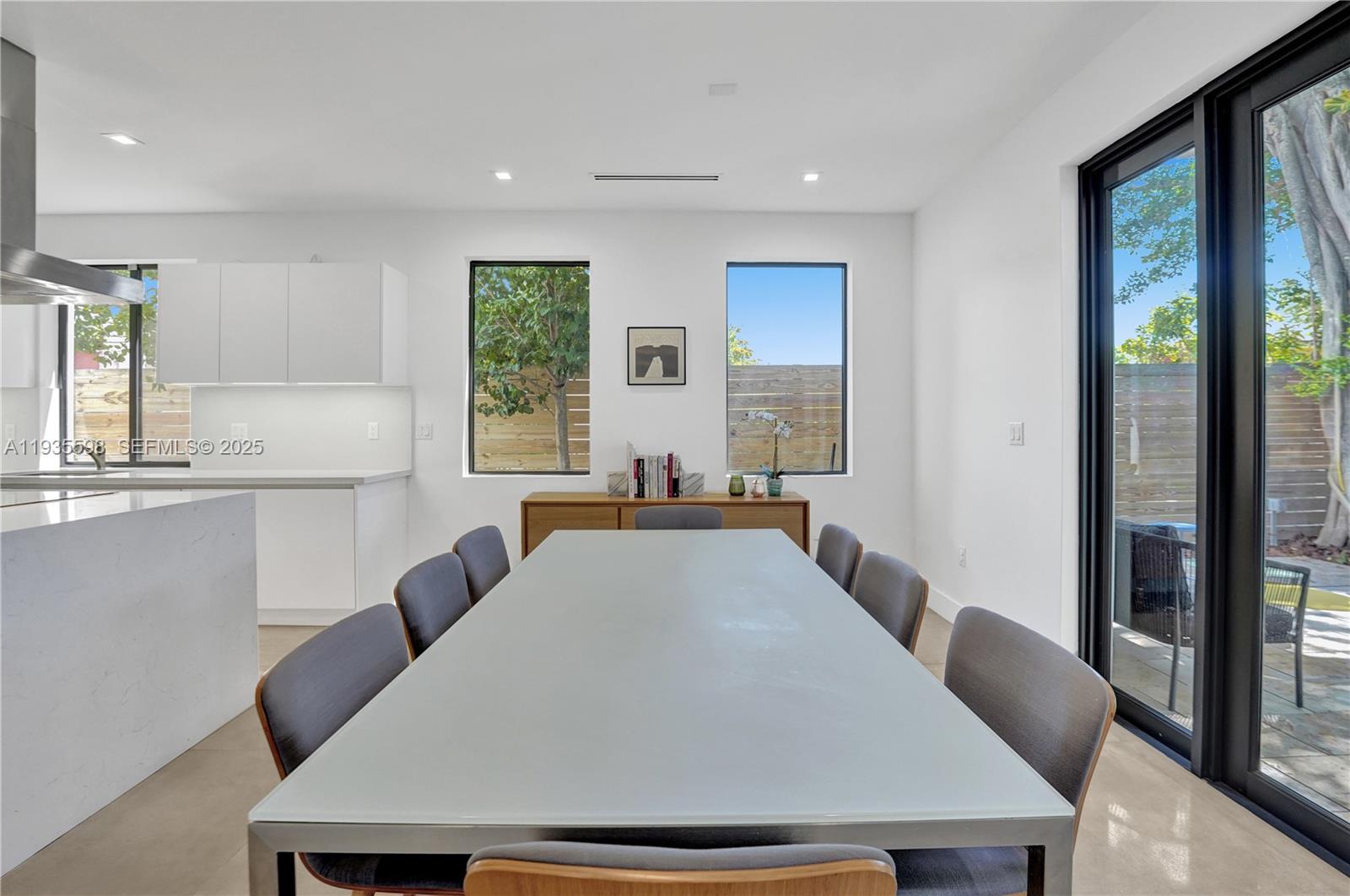 3465 Southwest 3rd Avenue Miami, FL 33145 - Photo 19 of 45