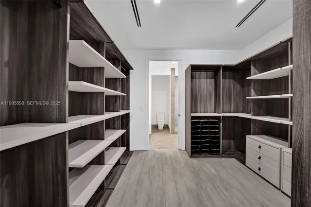 $7,450 | 3465 Southwest 3rd Avenue, Miami, FL 33145