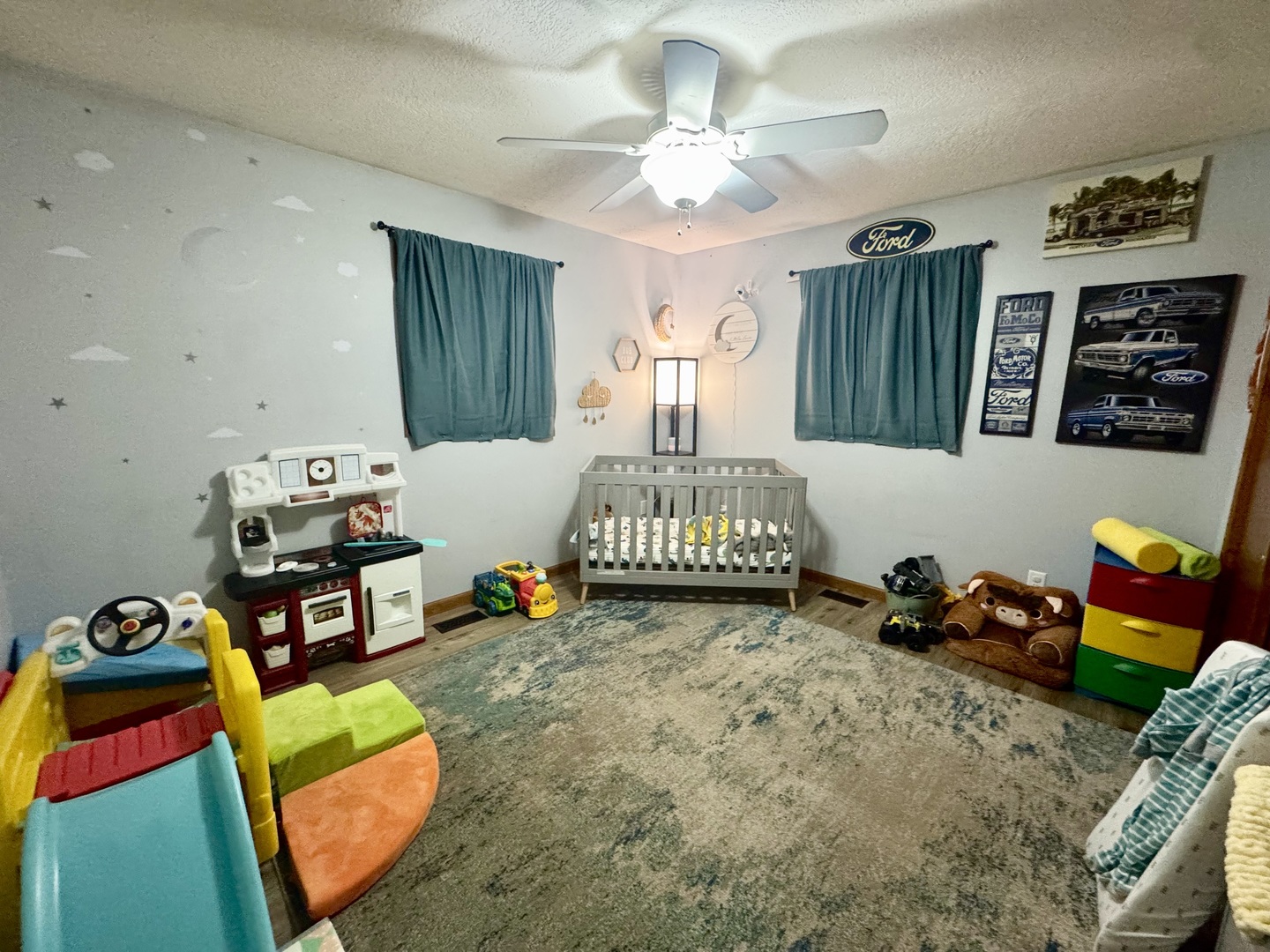 308 North Alexander Street Clinton, IL 61727 - Photo 12 of 20 a bedroom with furniture and a bed