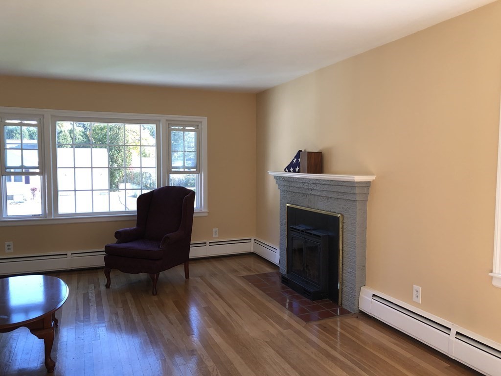 21 Beverly Road Grafton, MA 01536 - Photo 17 of 29 Gallery Image 17