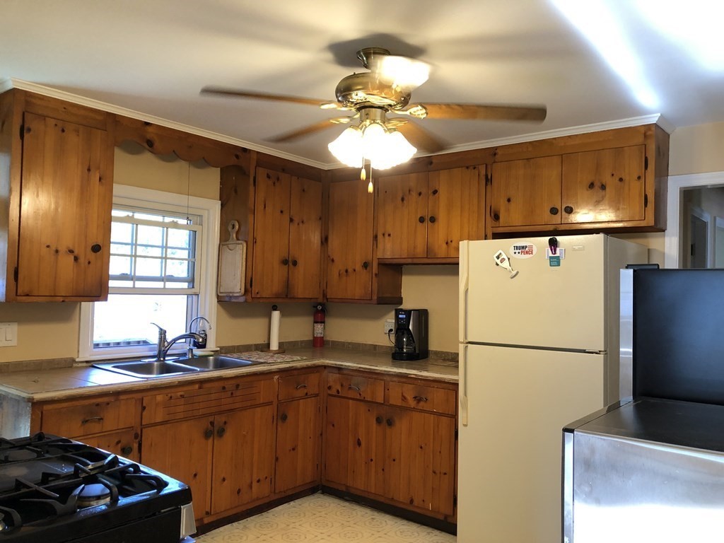 21 Beverly Road Grafton, MA 01536 - Photo 19 of 29 Gallery Image 19