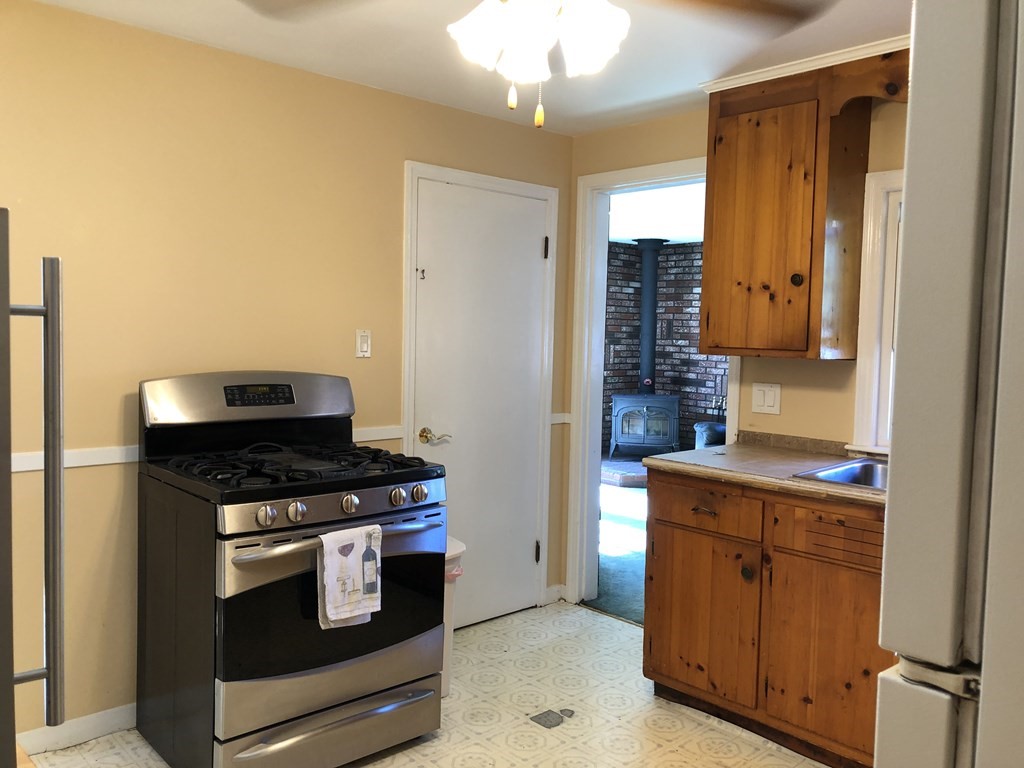 21 Beverly Road Grafton, MA 01536 - Photo 21 of 29 Gallery Image 21
