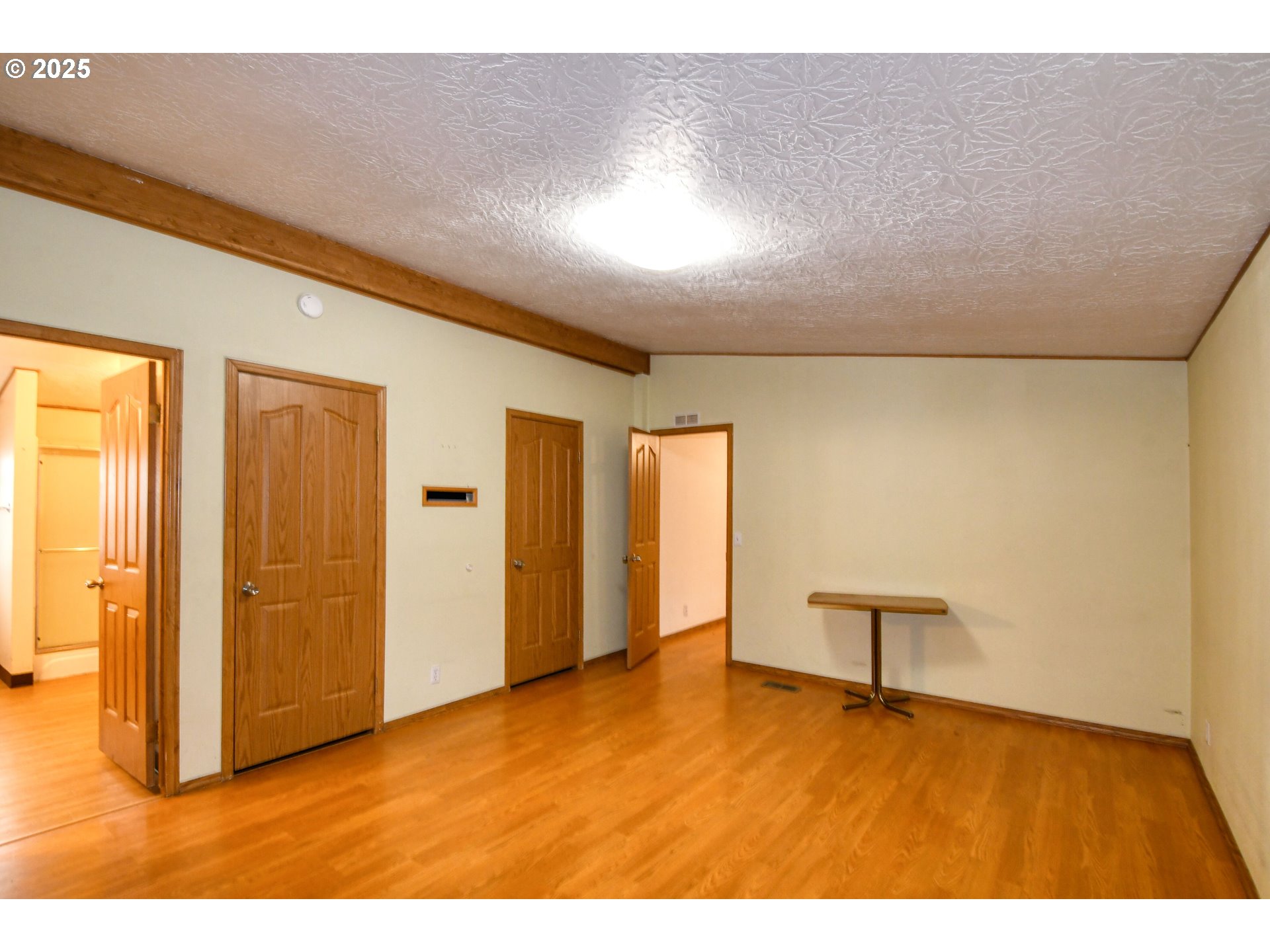 73306 Southeast 54th Street Pendleton, OR 97801 - Photo 15 of 39 a view of an empty room