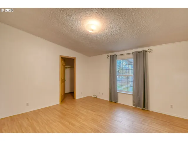 $285,000 | 73306 Southeast 54th Street, Pendleton, OR 97801