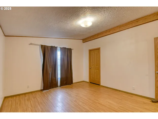 $285,000 | 73306 Southeast 54th Street, Pendleton, OR 97801