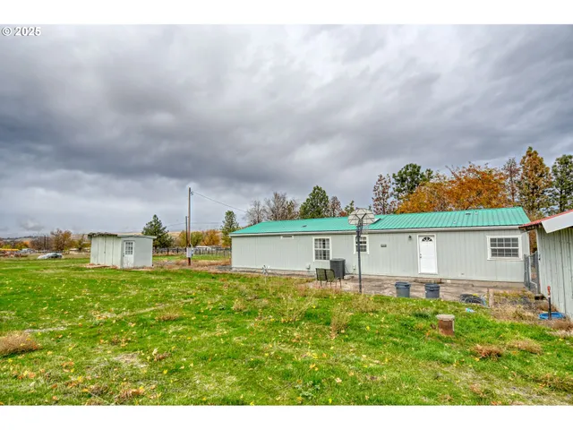 $285,000 | 73306 Southeast 54th Street, Pendleton, OR 97801
