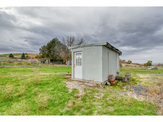 $285,000 | 73306 Southeast 54th Street, Pendleton, OR 97801