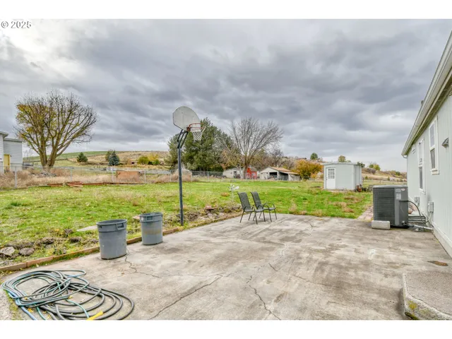 $285,000 | 73306 Southeast 54th Street, Pendleton, OR 97801