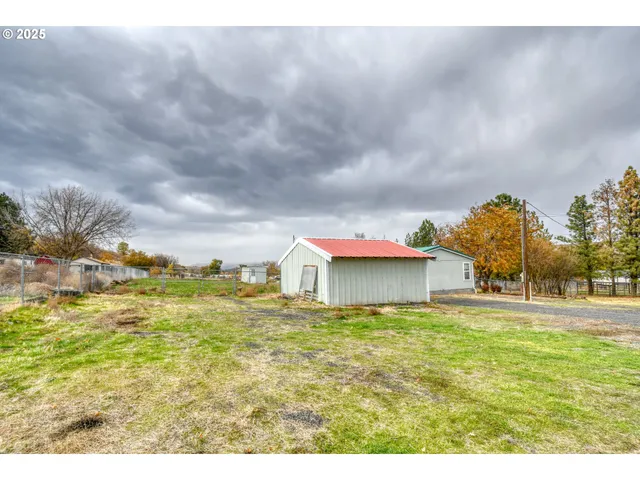 $285,000 | 73306 Southeast 54th Street, Pendleton, OR 97801