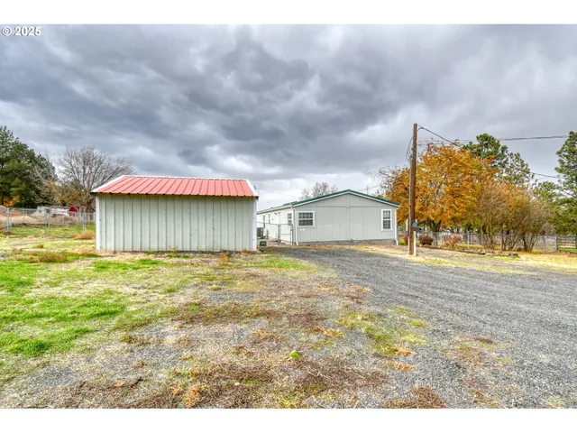 $285,000 | 73306 Southeast 54th Street, Pendleton, OR 97801