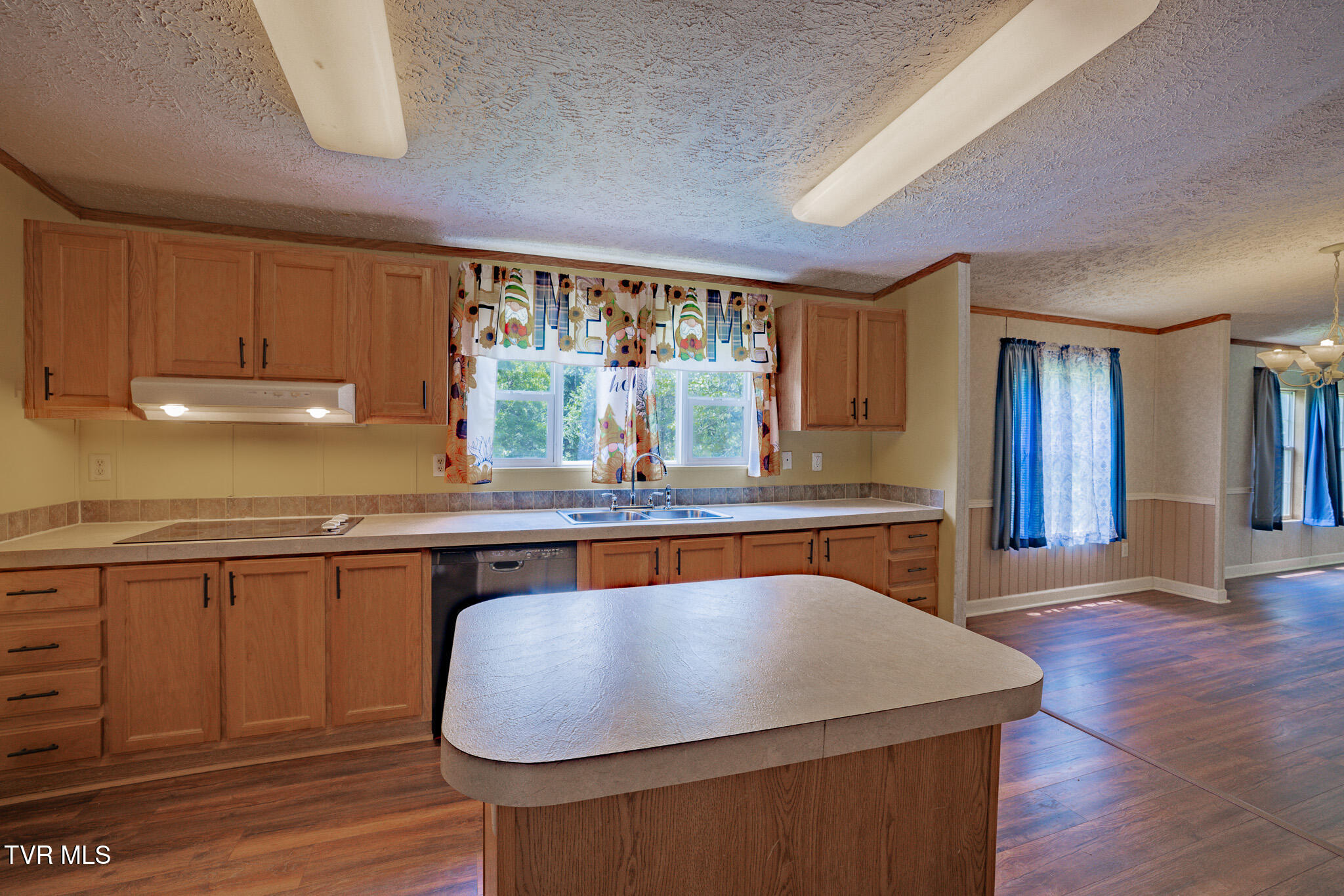 4035 Ridge Road Kingsport, TN 37660 - Photo 14 of 35 1R9A8660-HDR